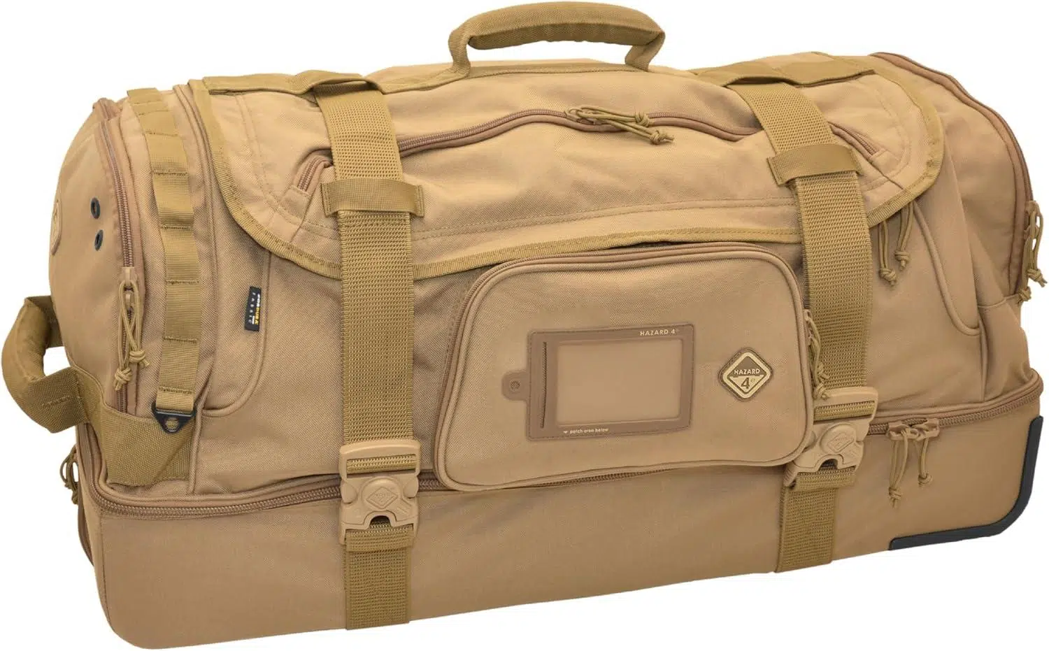 Hazard 4 Shoreleave Reisetasche im Test – Unsere Erfahrungen 3 Shoreleave Reisetasche Auf Einem Flugfeld Im Einsatz