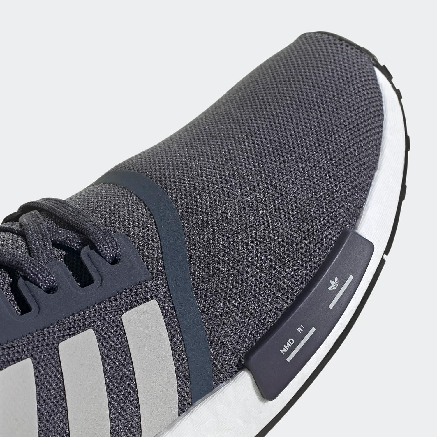 Strukturierte Overlays Und Sohlenprofil Der Adidas Eqt Serie