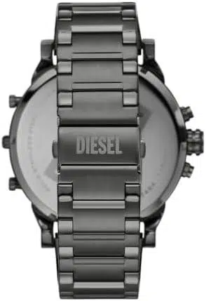 Diesel Herrenuhr Getragen Am Handgelenk