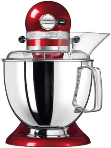 Kitchenaid Küchenmaschine Beim Kneten Von Brotteig – Nutzung Des Knethakens