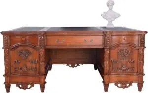 Unser Erfahrungsbericht: Der Elegante Mahagoni Chefschreibtisch