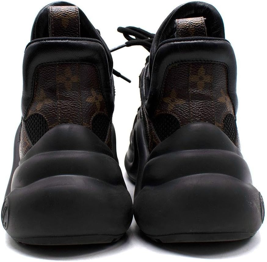 💎 Louis Vuitton Archlight Sneaker Secondhand Schwarz – Luxus, der begeistert! 6 Innenansicht der Sneakers – Größenetikett und Innenfutter