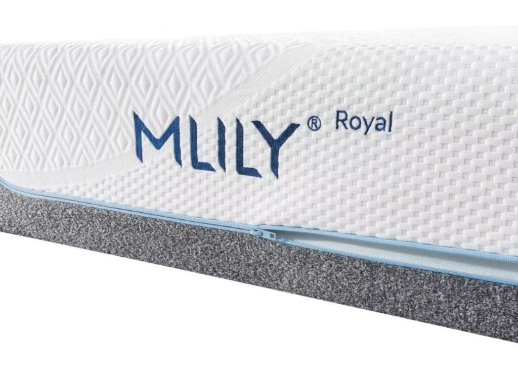 Witte matras met blauwe MLILY-logo