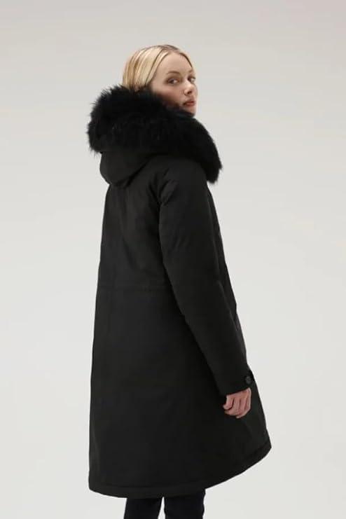 Unser ​Eindruck ⁤vom Woolrich Langer Parka mit Kaschmir-Fur Schwarz: Stil trifft Funktion