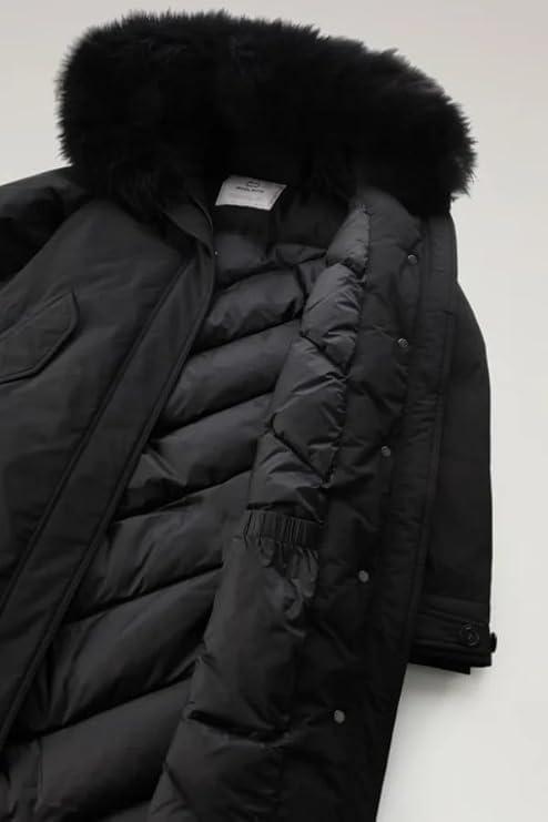 Unser Eindruck​ vom Woolrich Langer Parka mit⁣ Kaschmir-Fur Schwarz: Stil ‍trifft Funktion