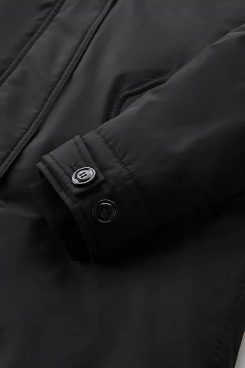 Unser Eindruck vom ⁢Woolrich Langer Parka mit Kaschmir-Fur Schwarz: Stil trifft Funktion